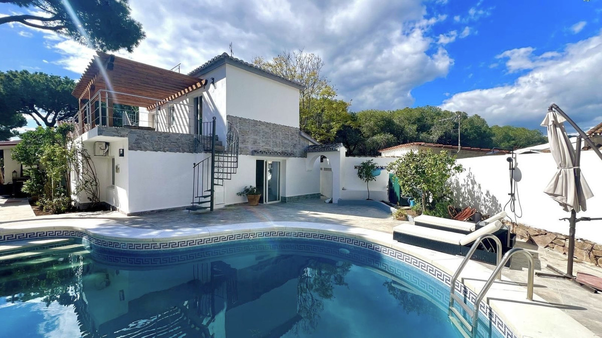 4 Bed Townhouse for sale in Elviria Costa Del Sol, Málaga, Spain