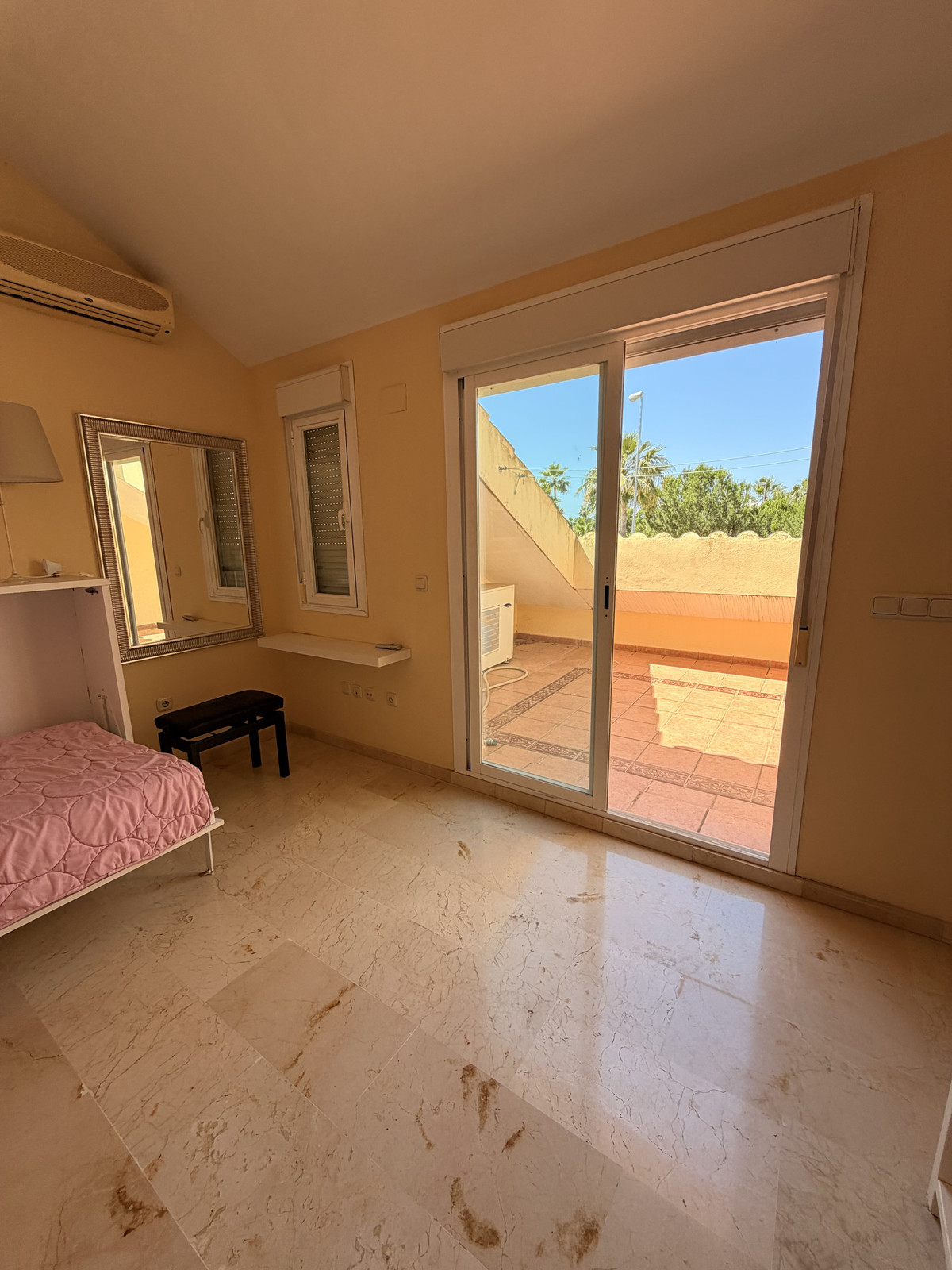 4 Bed Townhouse for sale in Marbella Costa Del Sol, Málaga, Spain