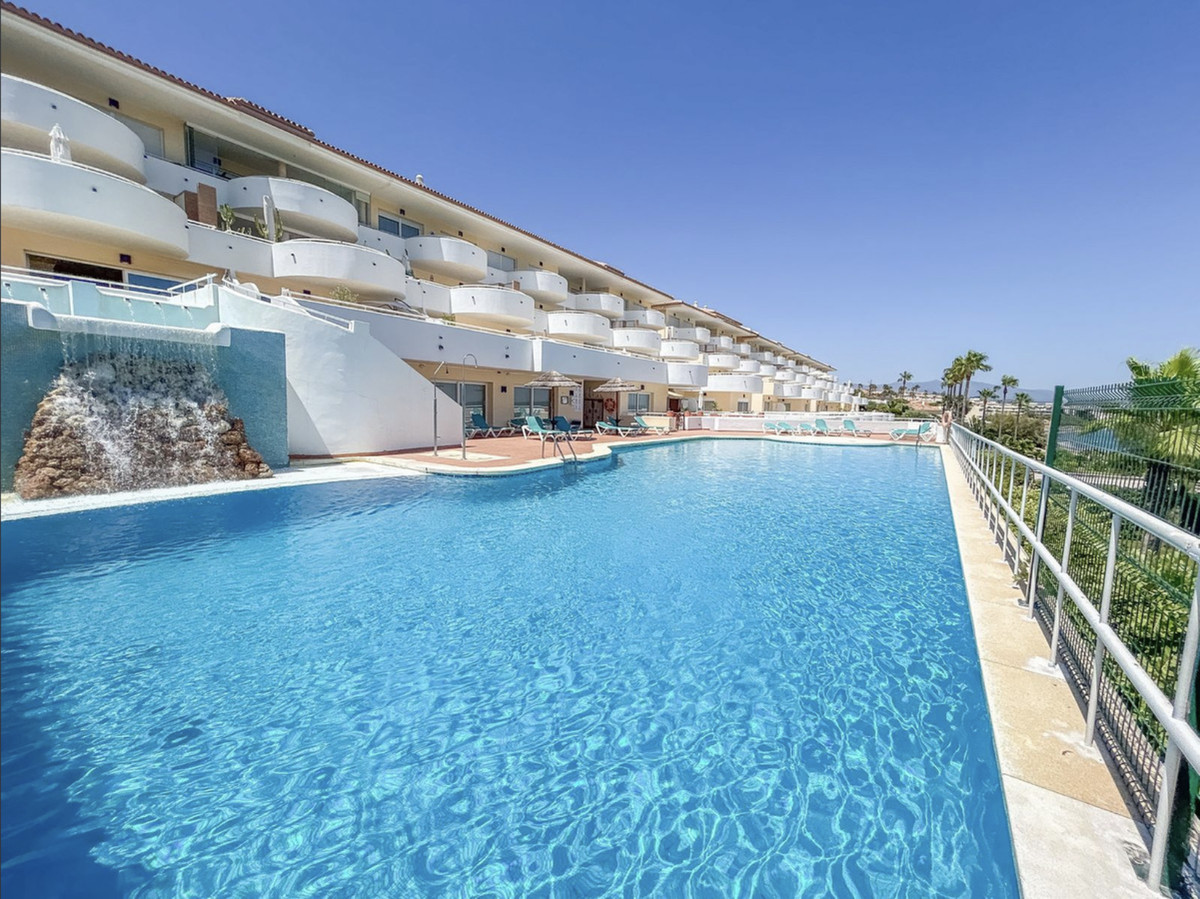2 Bed Apartment for sale in Estepona Costa Del Sol, Málaga, Spain
