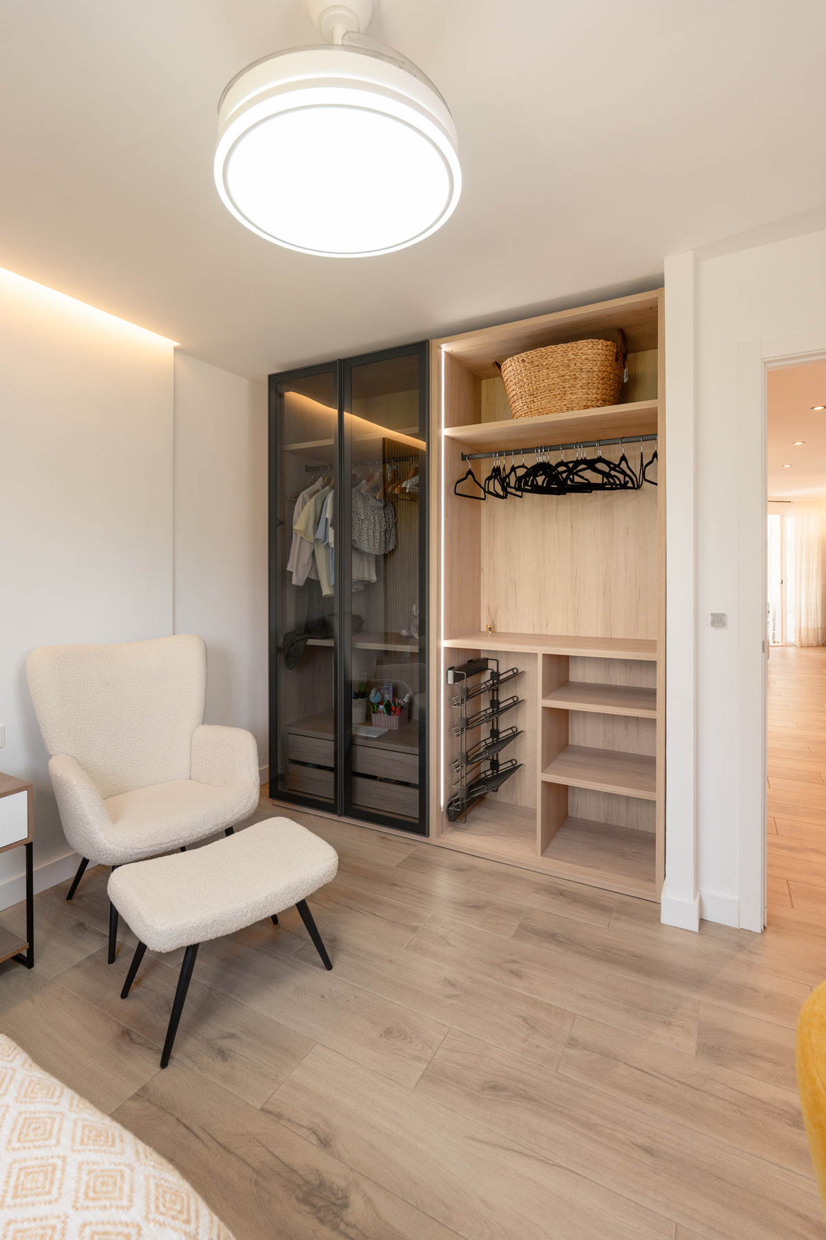 4 Bed Townhouse for sale in Nueva Andalucía Costa Del Sol, Málaga, Spain