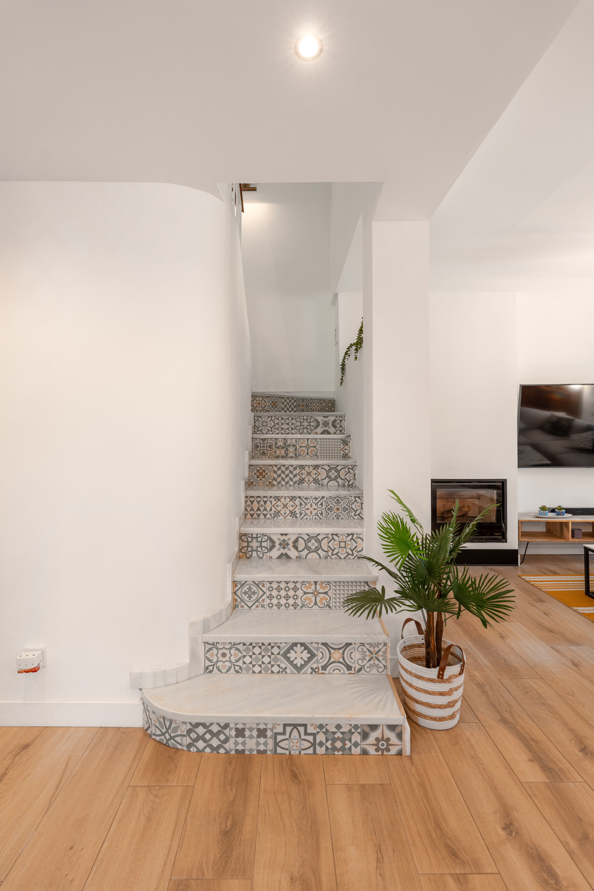 4 Bed Townhouse for sale in Nueva Andalucía Costa Del Sol, Málaga, Spain