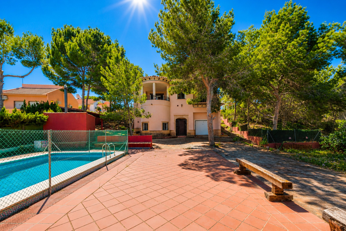 Se vende Adosada de 5 dormitorios en Costa Blanca, Alicante, España
