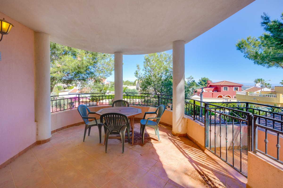 Se vende Adosada de 5 dormitorios en Costa Blanca, Alicante, España