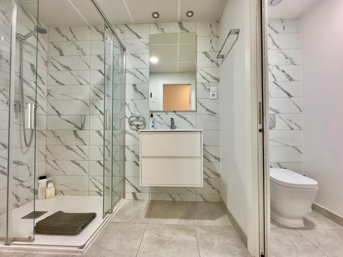 Se vende Apartamento Planta Baja de 2 dormitorios en Costa Blanca, Alicante, España