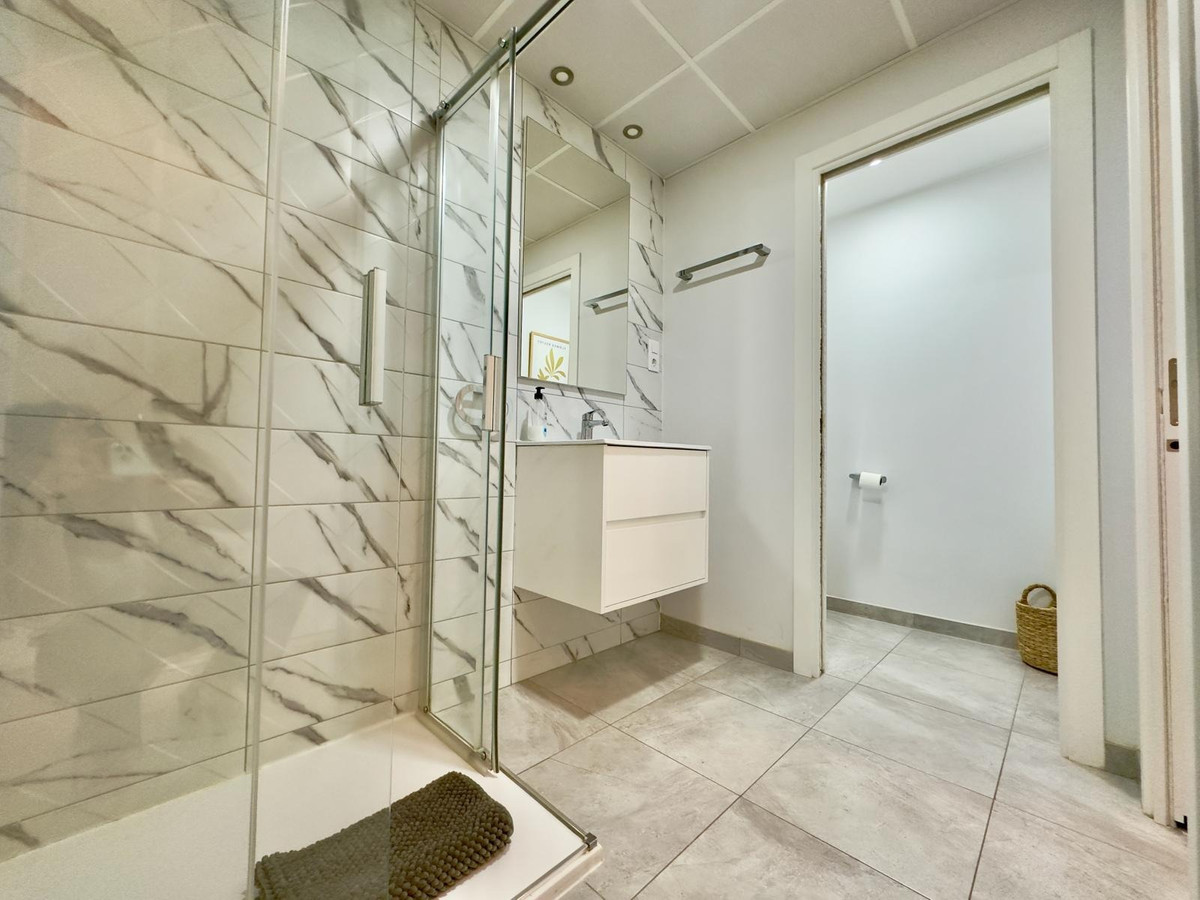 Se vende Apartamento Planta Baja de 2 dormitorios en Costa Blanca, Alicante, España