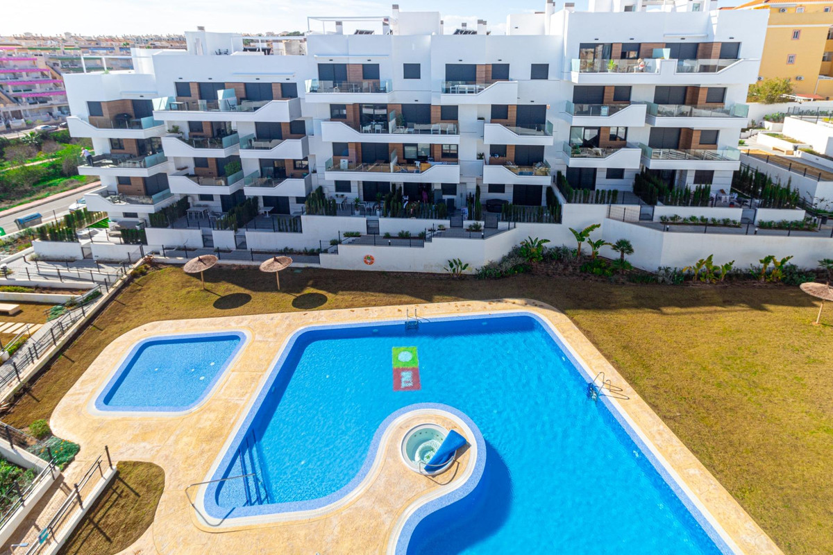Se vende Apartamento Planta Baja de 2 dormitorios en Costa Blanca, Alicante, España