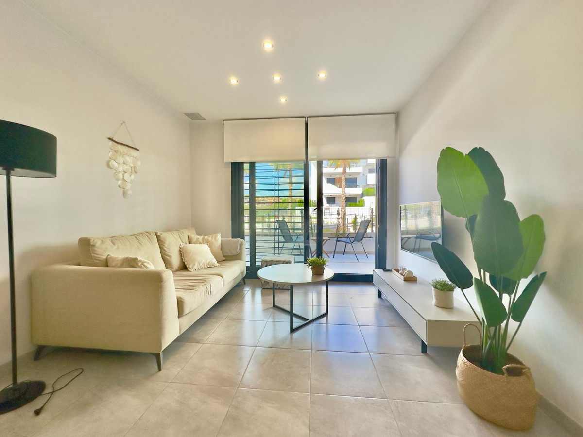 Se vende Apartamento Planta Baja de 2 dormitorios en Costa Blanca, Alicante, España