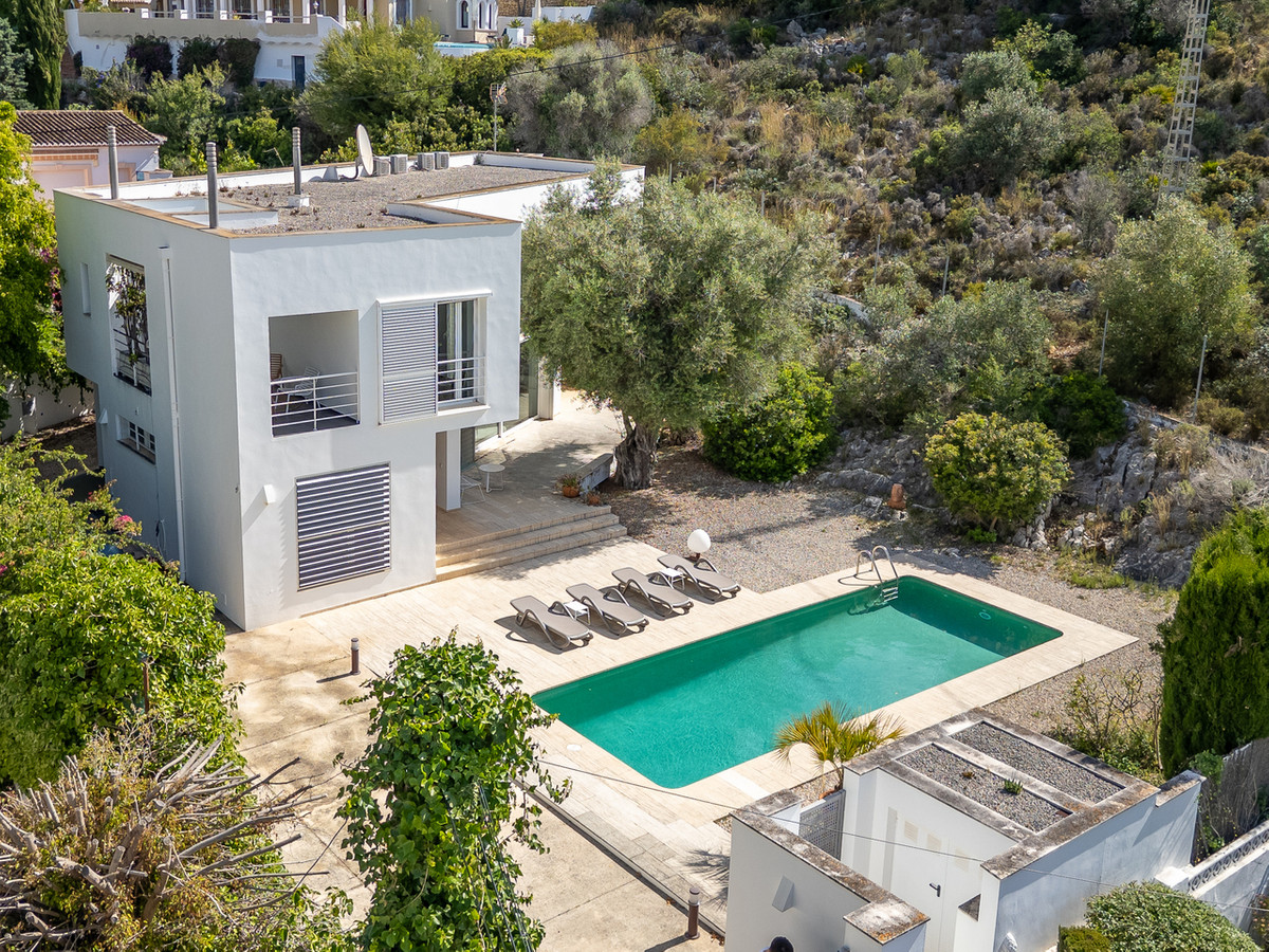 4 Bed Townhouse for sale in Moraira Costa Blanca, Alicante, Spain