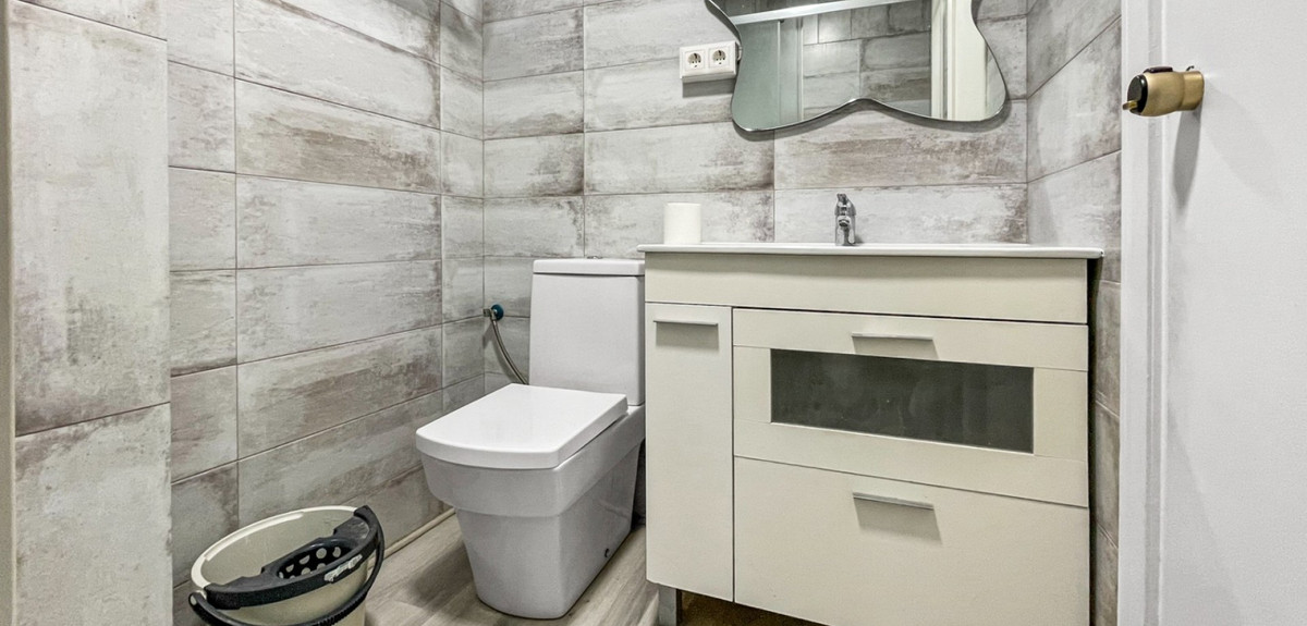4 Bed Apartment for sale in Guardamar Del Segura Costa Blanca, Alicante, Spain