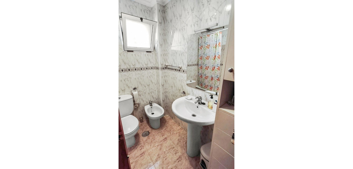 Se vende Bungalow de 2 dormitorios en Costa Blanca, Alicante, España