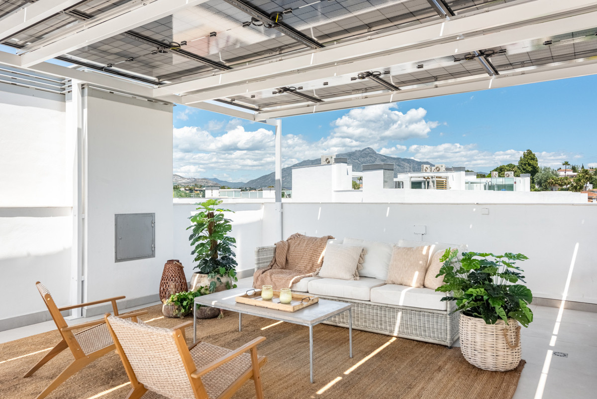 4 Bed Townhouse for sale in San Pedro De Alcántara Costa Del Sol, Málaga, Spain