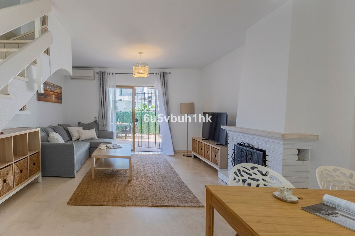 2 Bed Townhouse for sale in Benalmadena Costa Costa Del Sol, Málaga, Spain