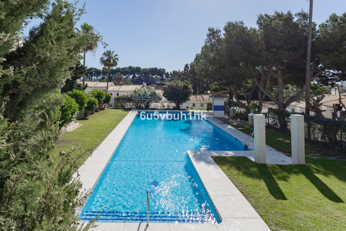 2 Bed Townhouse for sale in Benalmadena Costa Costa Del Sol, Málaga, Spain