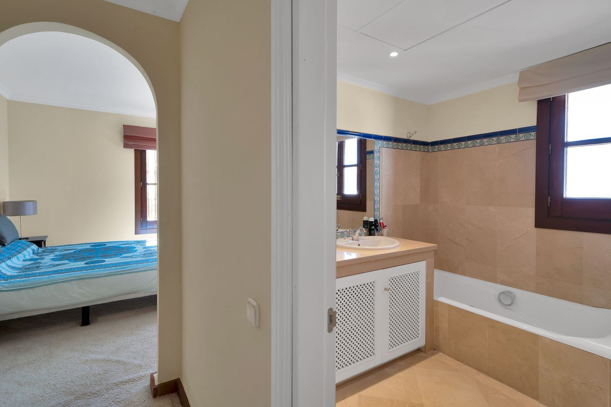 Se vende Adosada de 3 dormitorios en Costa Del Sol, Málaga, España