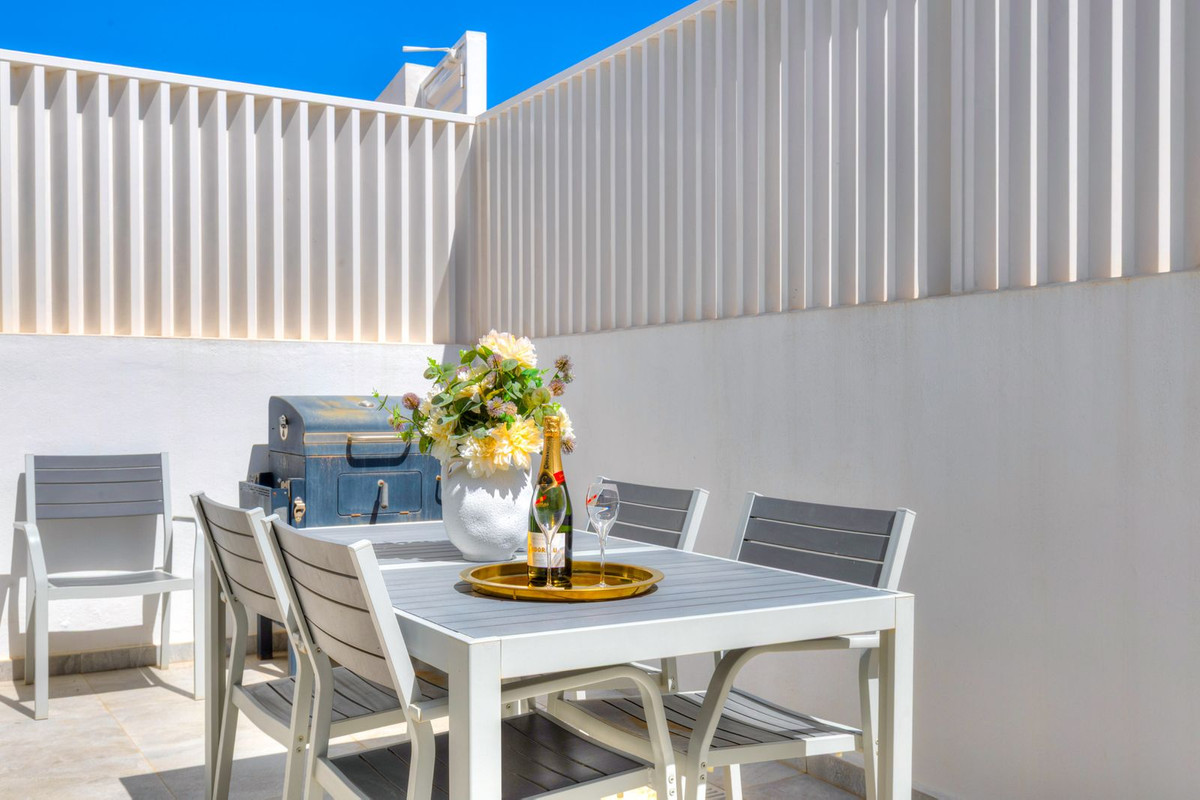 Se vende Adosada de 3 dormitorios en Costa Del Sol, Málaga, España