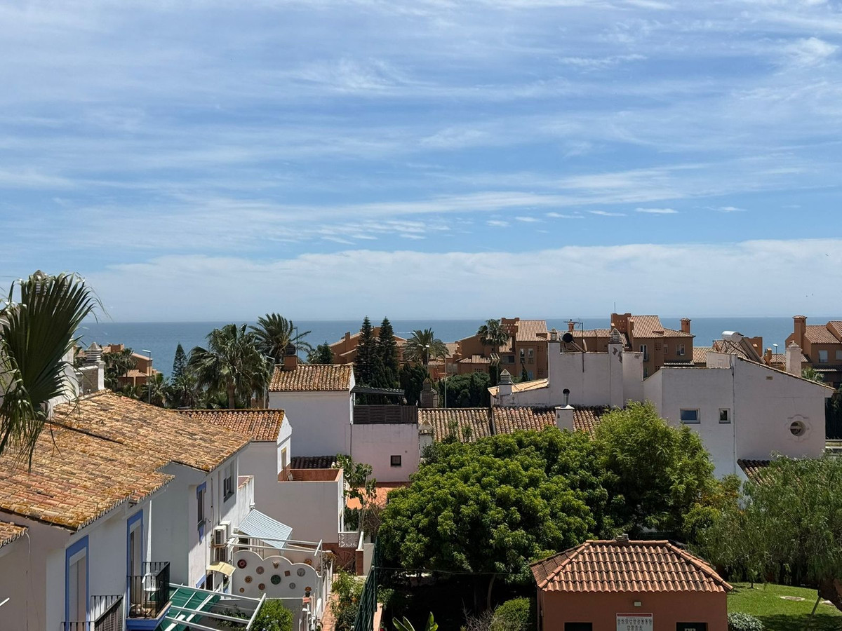 2 Bed Apartment for sale in Manilva Costa Del Sol, Málaga, Spain
