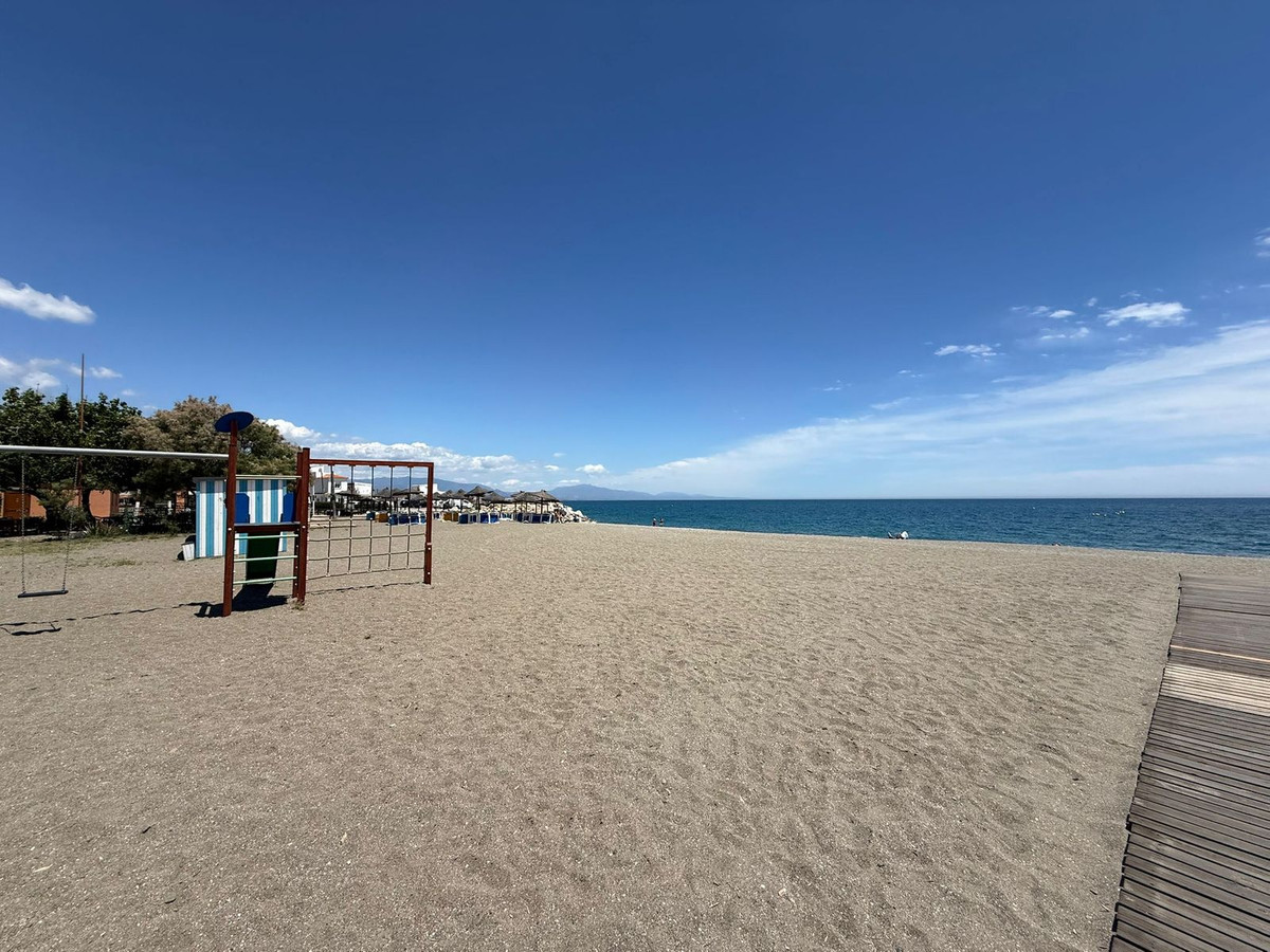 2 Bed Apartment for sale in Manilva Costa Del Sol, Málaga, Spain