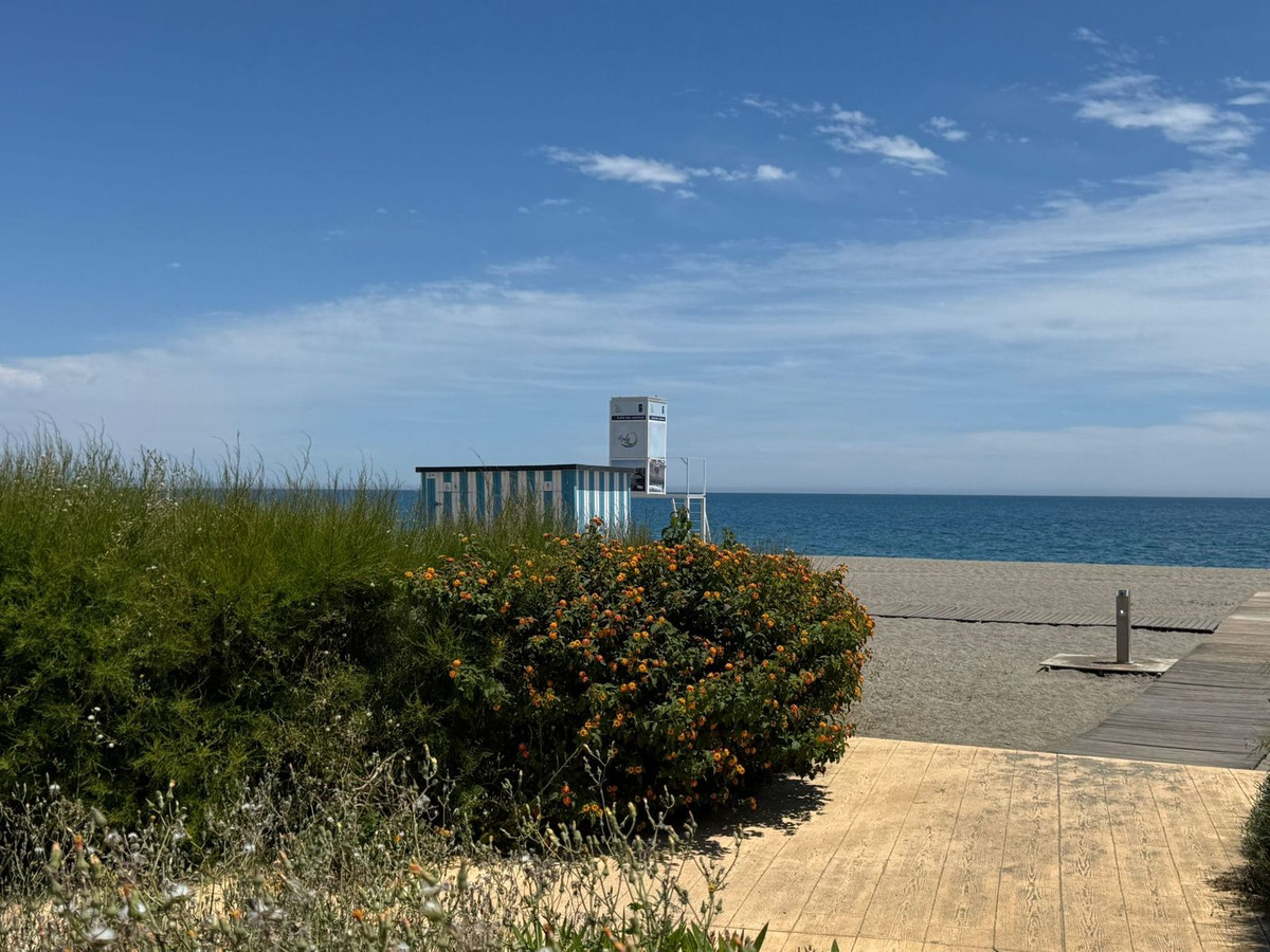 2 Bed Apartment for sale in Manilva Costa Del Sol, Málaga, Spain