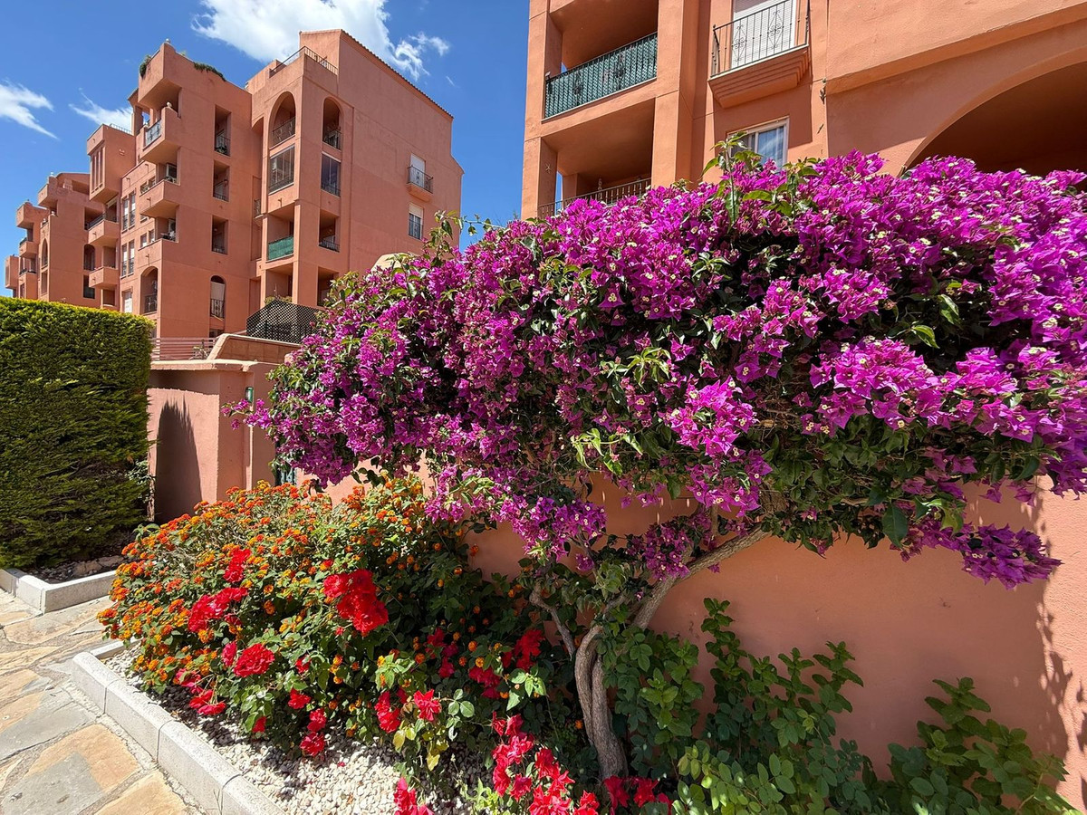 2 Bed Apartment for sale in Manilva Costa Del Sol, Málaga, Spain