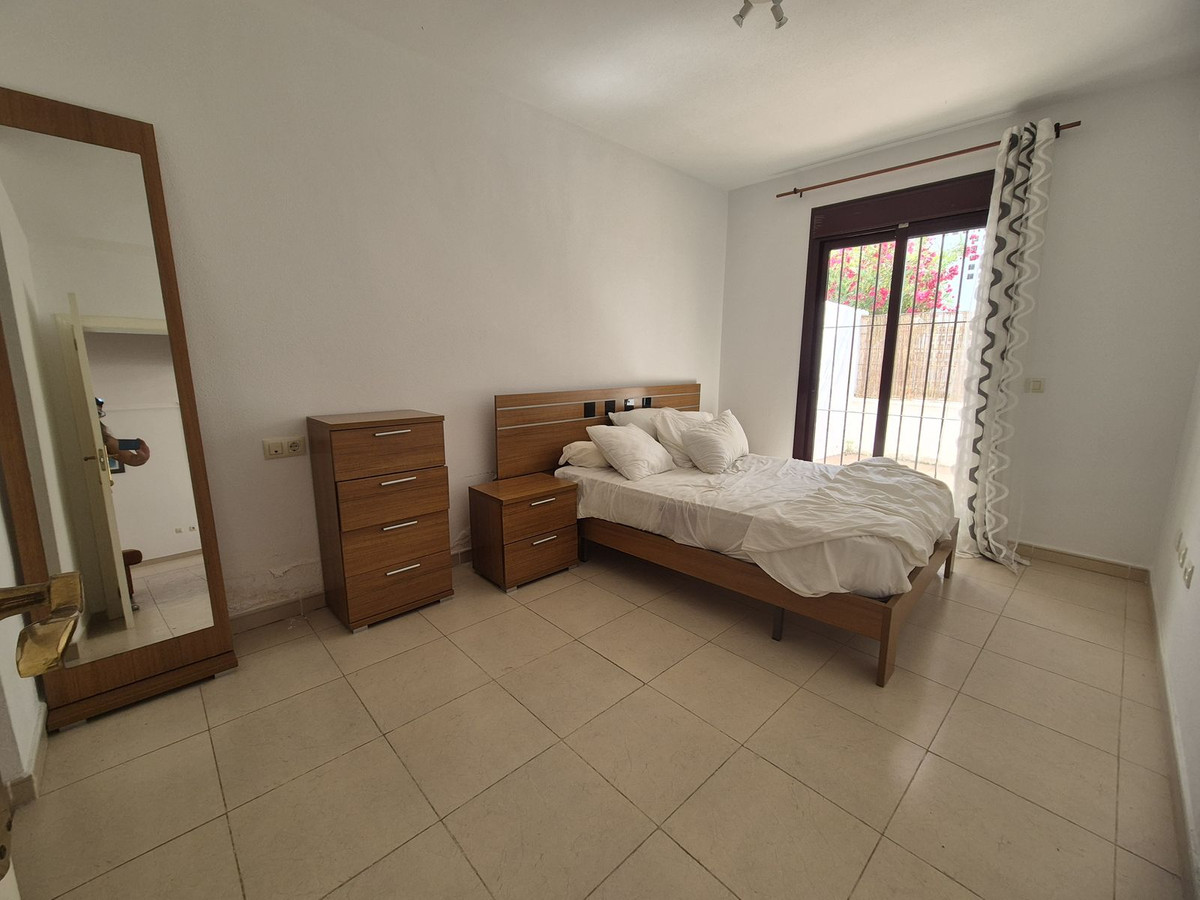 Se vende Apartamento Planta Baja de 2 dormitorios en Costa Del Sol, Málaga, España