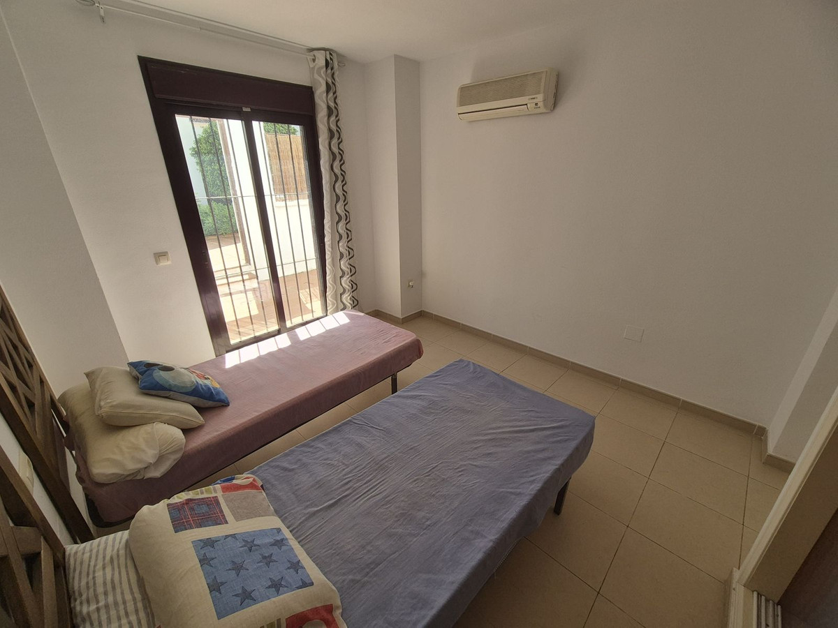 Se vende Apartamento Planta Baja de 2 dormitorios en Costa Del Sol, Málaga, España