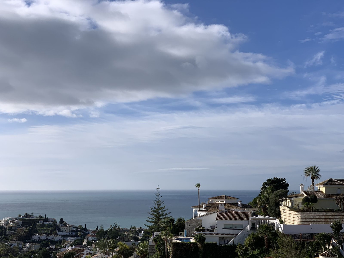 Se vende Villa - Chalet de 5 dormitorios en Costa Del Sol, Málaga, España
