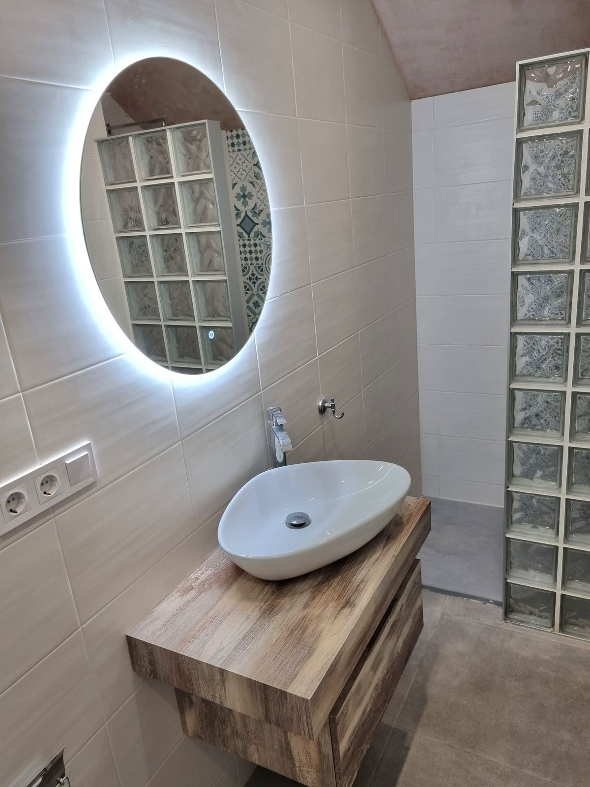 Se vende Villa - Chalet de 5 dormitorios en Costa Del Sol, Málaga, España