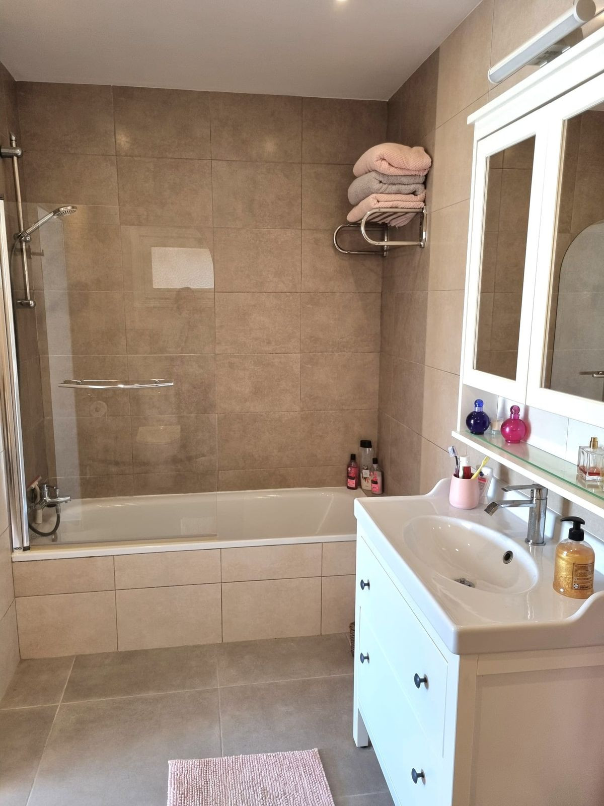 Se vende Villa - Chalet de 5 dormitorios en Costa Del Sol, Málaga, España