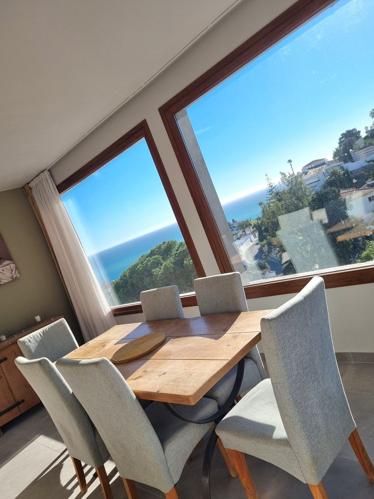 Se vende Villa - Chalet de 5 dormitorios en Costa Del Sol, Málaga, España