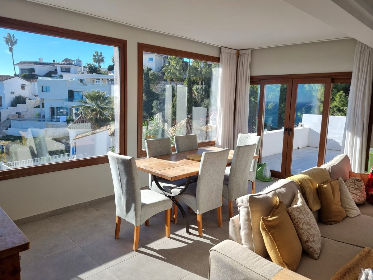 Se vende Villa - Chalet de 5 dormitorios en Costa Del Sol, Málaga, España