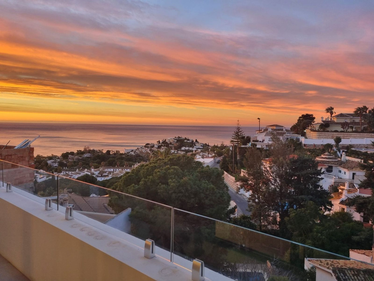 Se vende Villa - Chalet de 5 dormitorios en Costa Del Sol, Málaga, España