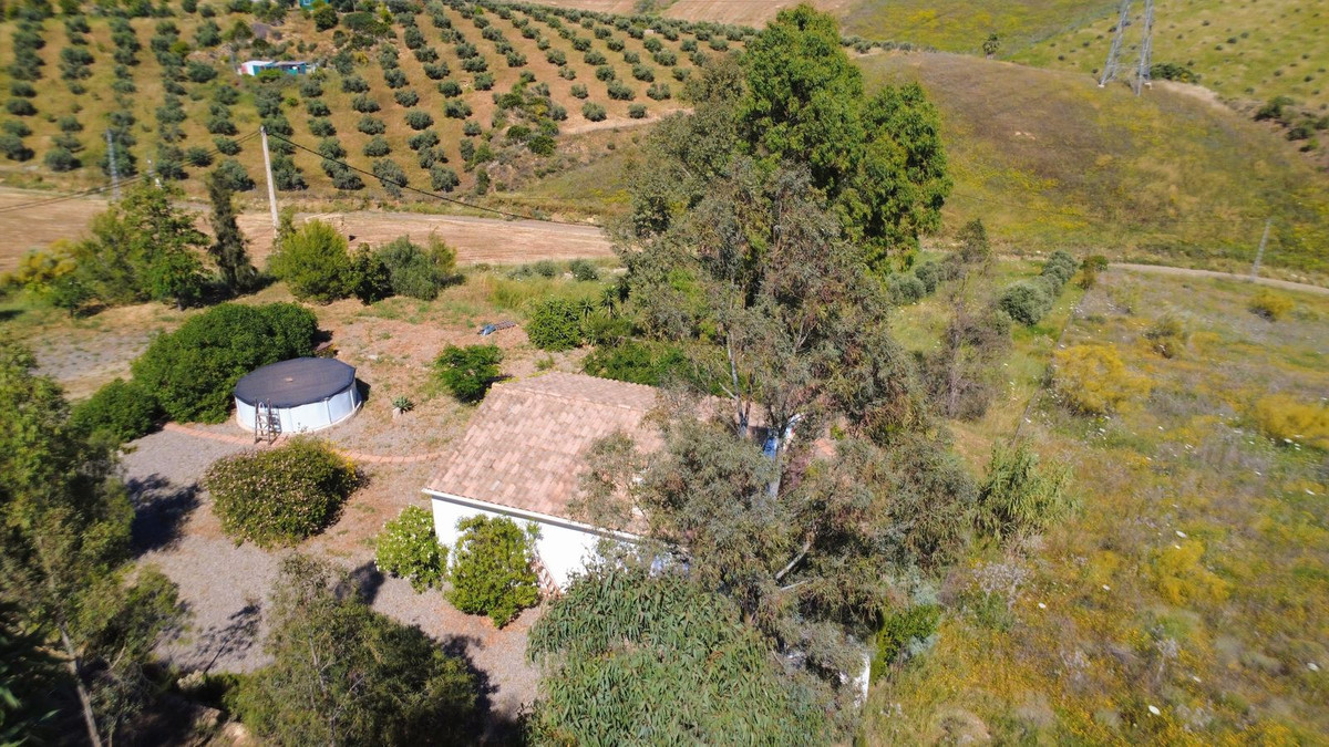 Se vende Finca - Cortijo de 2 dormitorios en Costa Del Sol, Málaga, España