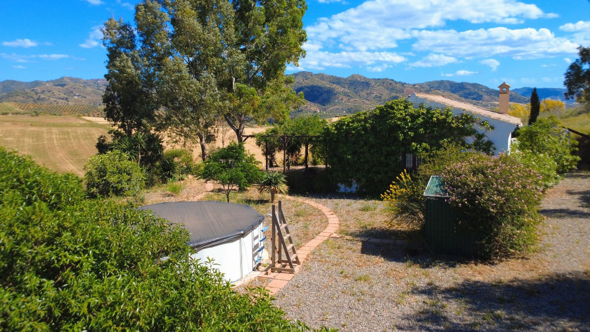 Se vende Finca - Cortijo de 2 dormitorios en Costa Del Sol, Málaga, España