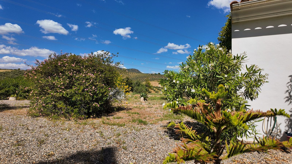Se vende Finca - Cortijo de 2 dormitorios en Costa Del Sol, Málaga, España