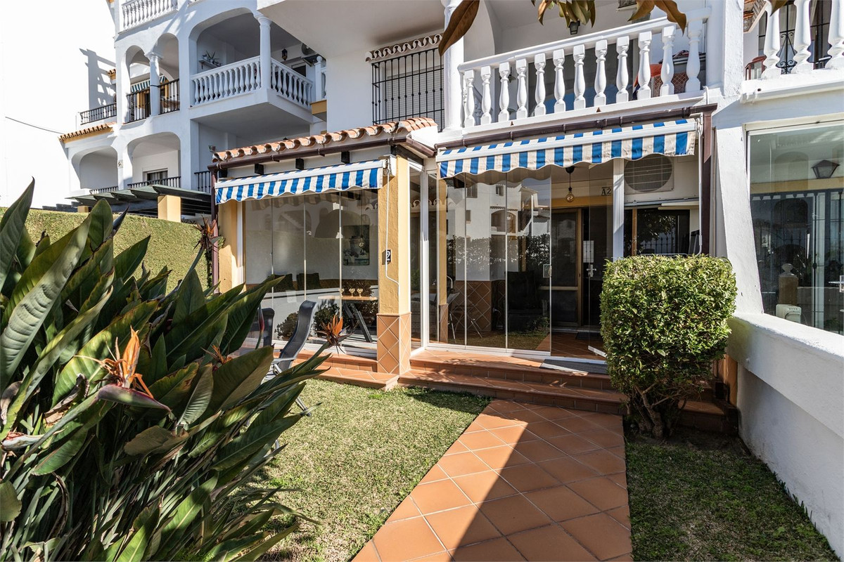 2 Bed Apartment for sale in Riviera Del Sol Costa Del Sol, Málaga, Spain