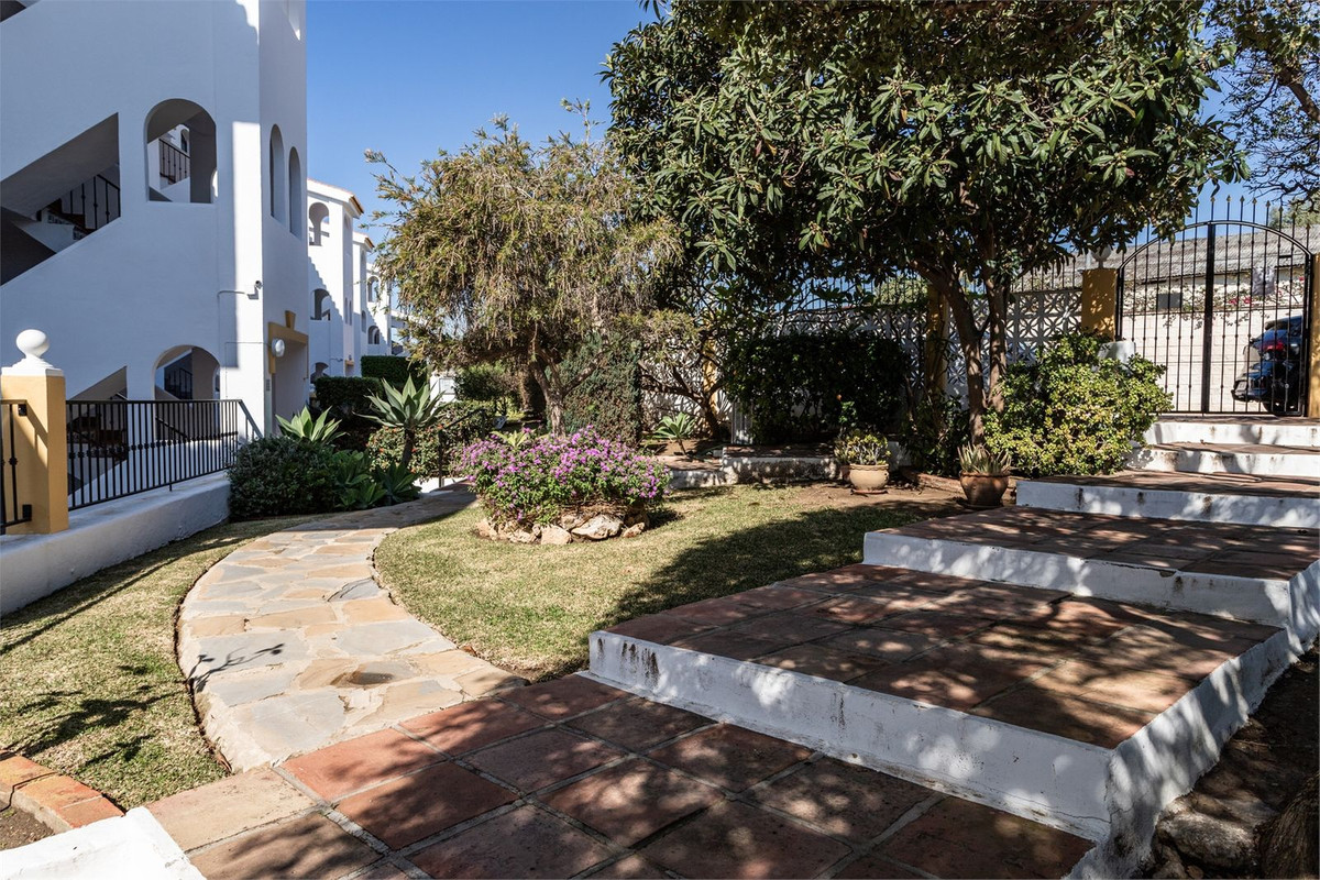 2 Bed Apartment for sale in Riviera Del Sol Costa Del Sol, Málaga, Spain