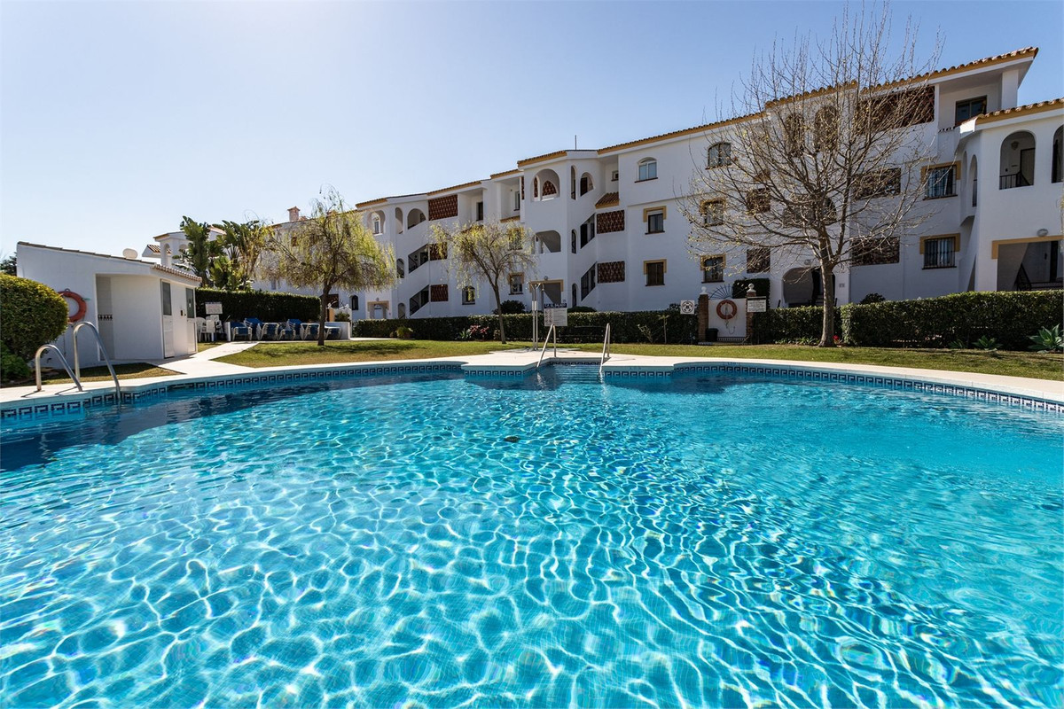2 Bed Apartment for sale in Riviera Del Sol Costa Del Sol, Málaga, Spain