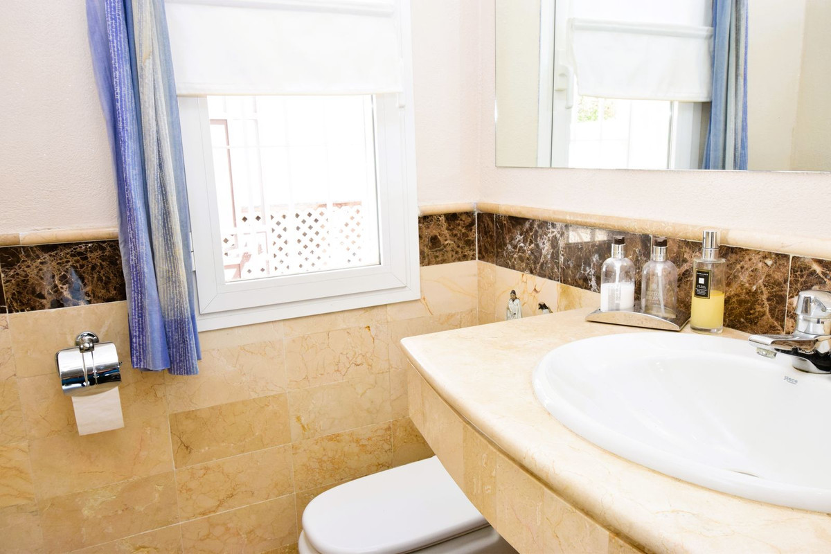 Se vende Adosada de 3 dormitorios en Costa Del Sol, Málaga, España