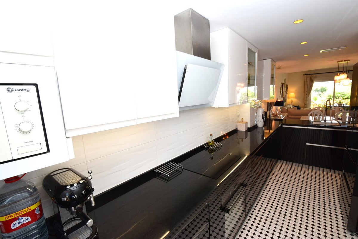 Se vende Adosada de 3 dormitorios en Costa Del Sol, Málaga, España