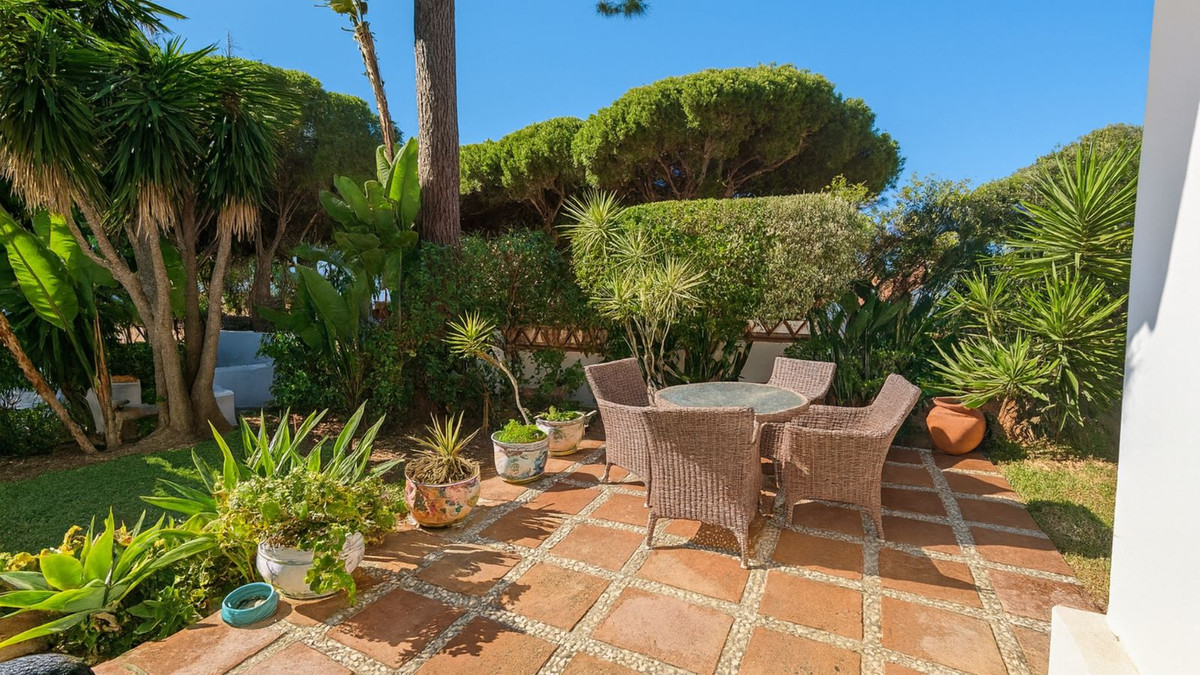 4 Bed Townhouse for sale in El Rosario Costa Del Sol, Málaga, Spain