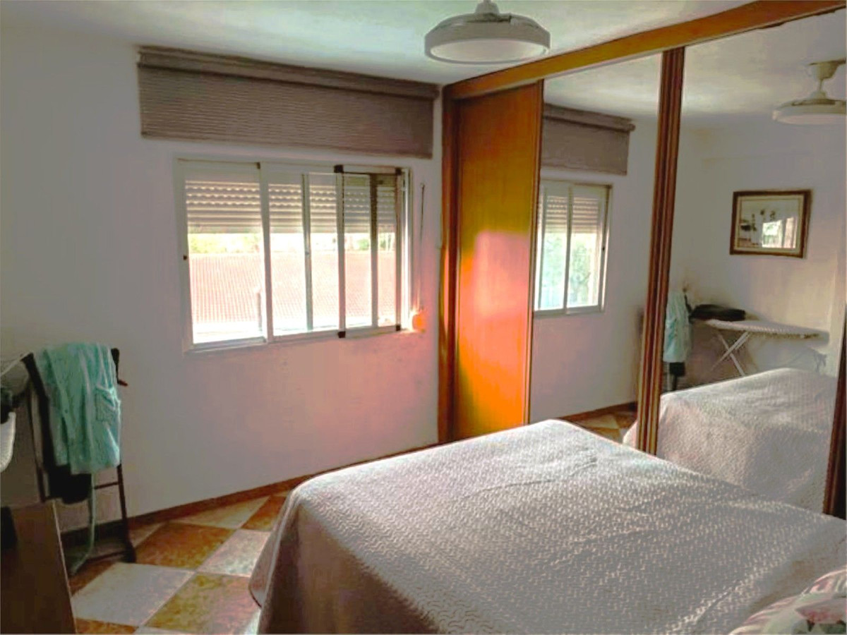 Se vende Apartamento Planta Media de 3 dormitorios en Costa Del Sol, Málaga, España