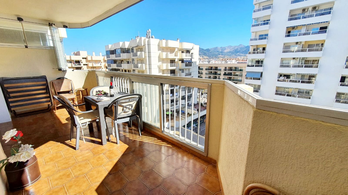 3 Bed Apartment for sale in Fuengirola Costa Del Sol, Málaga, Spain