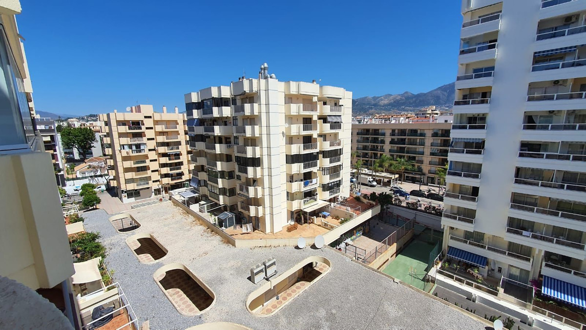 3 Bed Apartment for sale in Fuengirola Costa Del Sol, Málaga, Spain