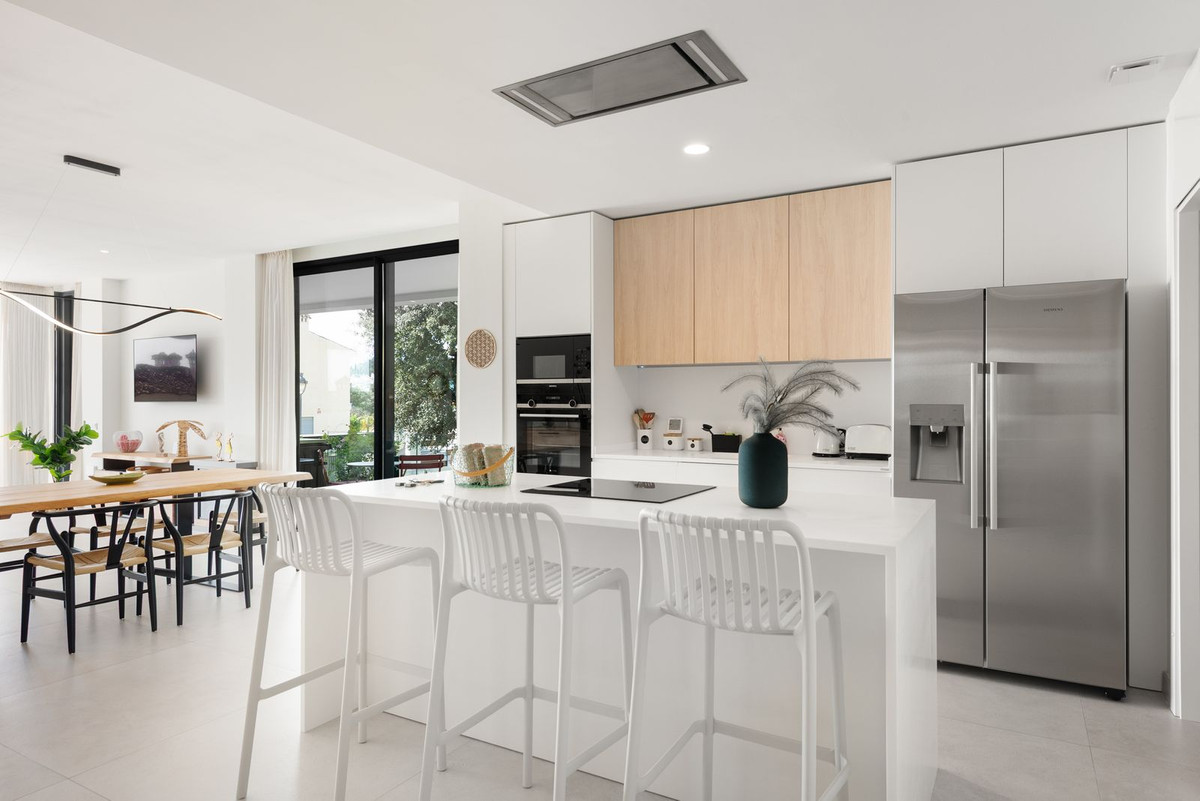 Se vende Apartamento Planta Baja de 3 dormitorios en Costa Del Sol, Málaga, España