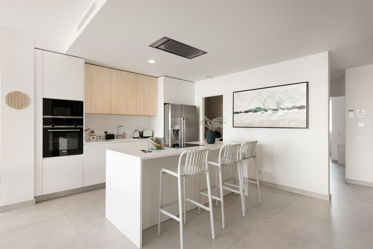 Se vende Apartamento Planta Baja de 3 dormitorios en Costa Del Sol, Málaga, España