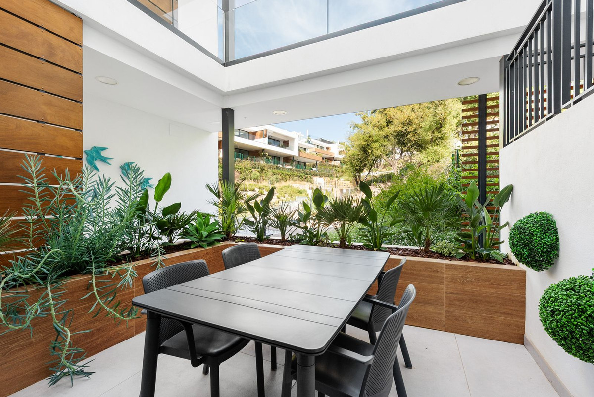 Se vende Apartamento Planta Baja de 3 dormitorios en Costa Del Sol, Málaga, España