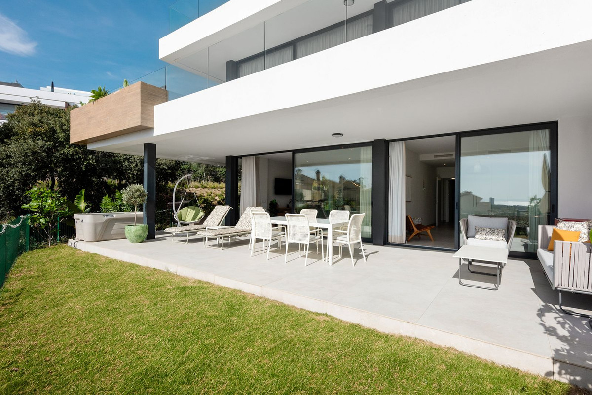 Se vende Apartamento Planta Baja de 3 dormitorios en Costa Del Sol, Málaga, España