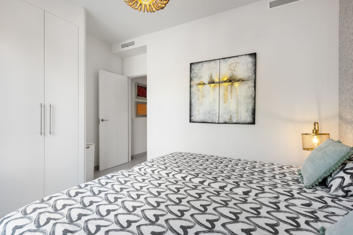 Se vende Apartamento Planta Baja de 3 dormitorios en Costa Del Sol, Málaga, España