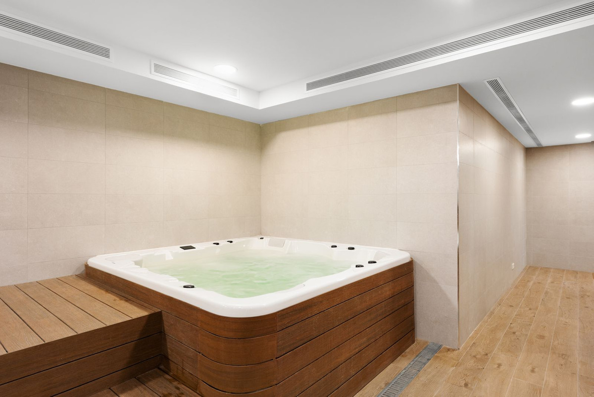 Se vende Apartamento Planta Baja de 3 dormitorios en Costa Del Sol, Málaga, España