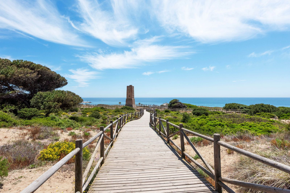 Se vende Apartamento Planta Baja de 3 dormitorios en Costa Del Sol, Málaga, España
